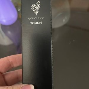 NIP younique spray foundation